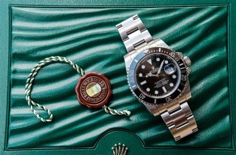 do rolex watches make a ticking sound|why does a Rolex not tick.